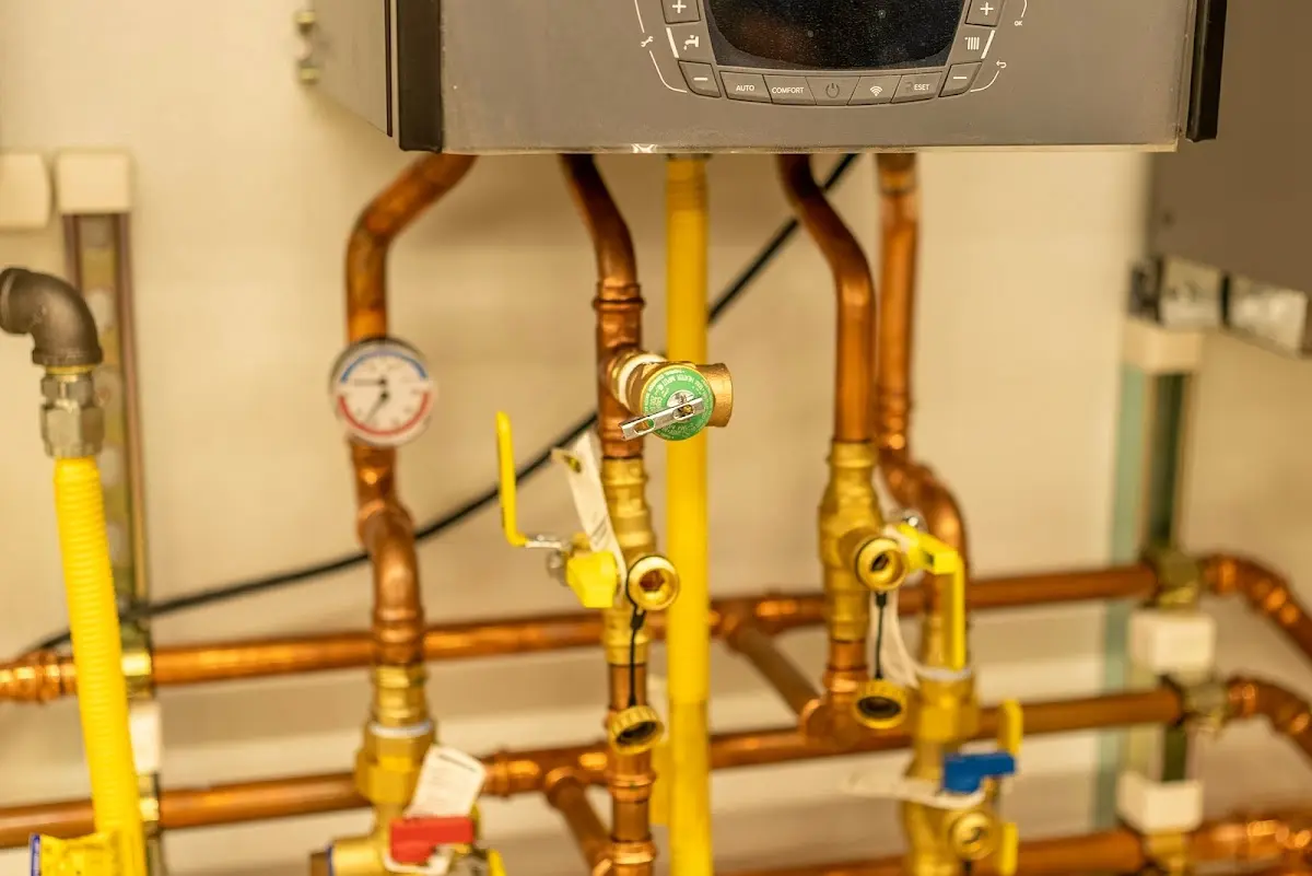 Licensed technician providing Pipe Repair for a homeowner in Keyport